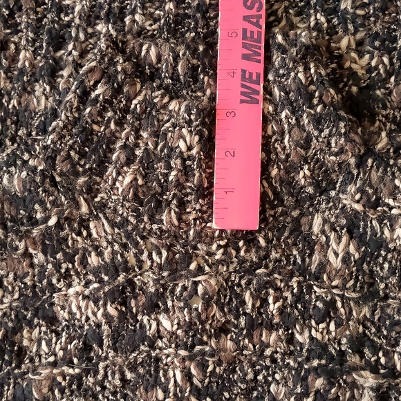 NWT. Guess Jeans Woman's Wool blended multi colored long crochet sweater vest. - Picture 4 of 5